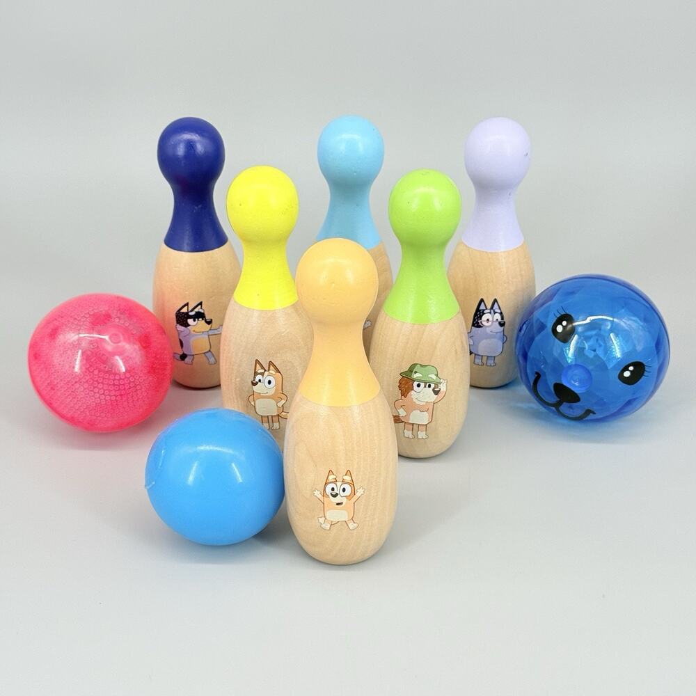 Bluey Mini Wooden Bowling Skittle Set 6 Pins Extra Balls